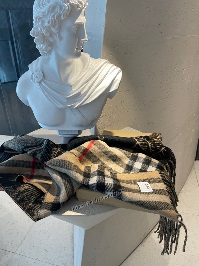 BURBERRY專櫃新款巴寶莉經典大格雙面提花羊絨圍巾 經典羊絨大格子披肩 mmyj1583
